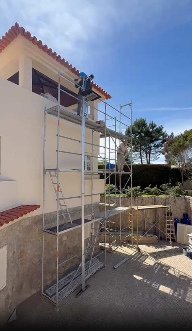 Dé modulaire lift voor rol- én gevelsteigers